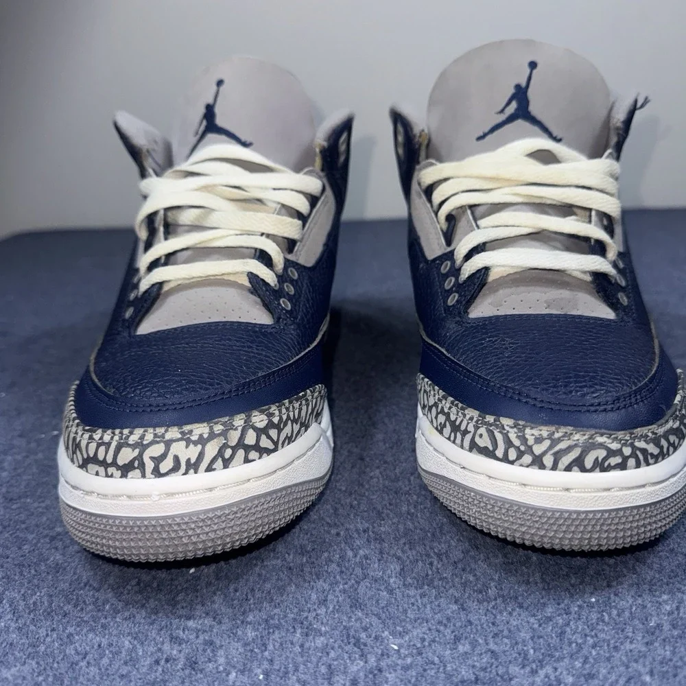 Size 10 - Worn Air Jordan 3 Retro Georgetown Men's No Box Preowned CT8532-401